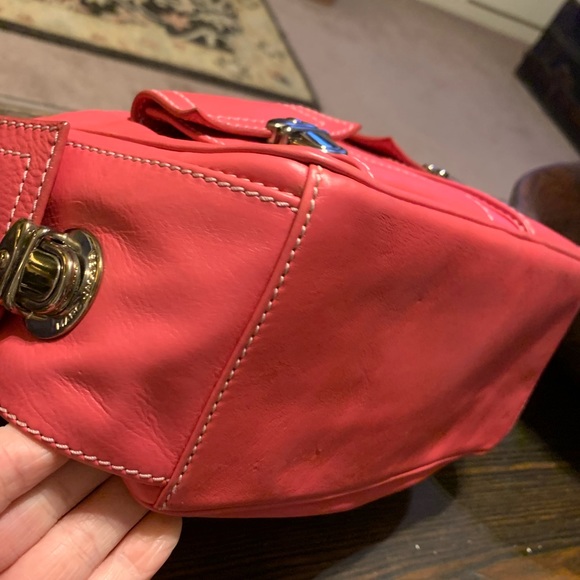 SOLD. Marc Jacobs $950 Italy Pink Slouchy Hobo Bag purse - Picture 5 of 12